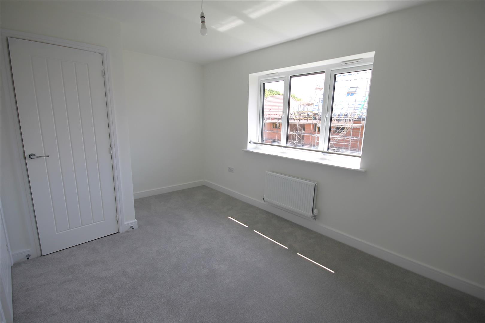 3 Bedroom House To Rent image 18